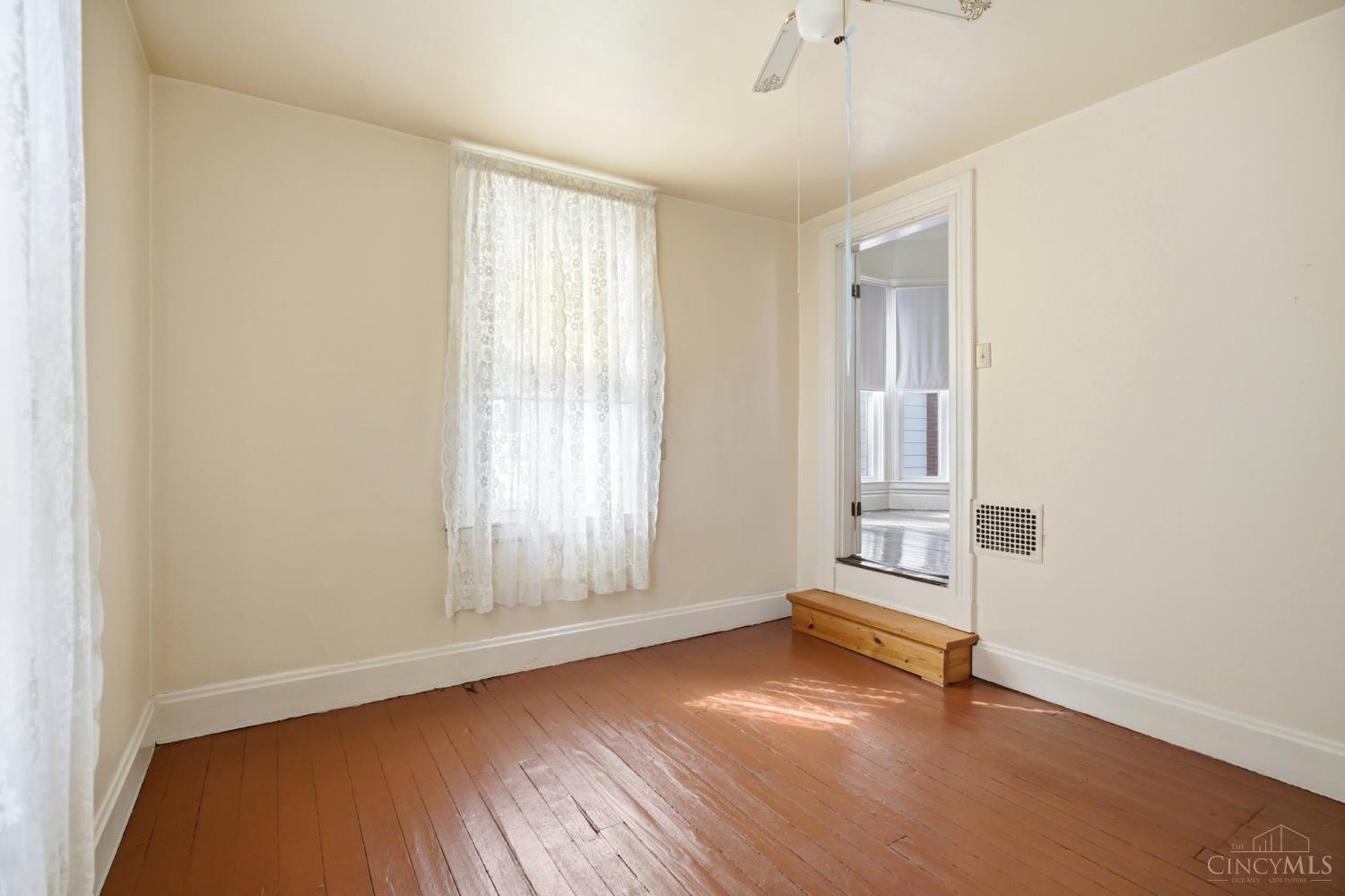 202 Sixty Ninth Street, Cincinnati, OH, 45216 — photo 22