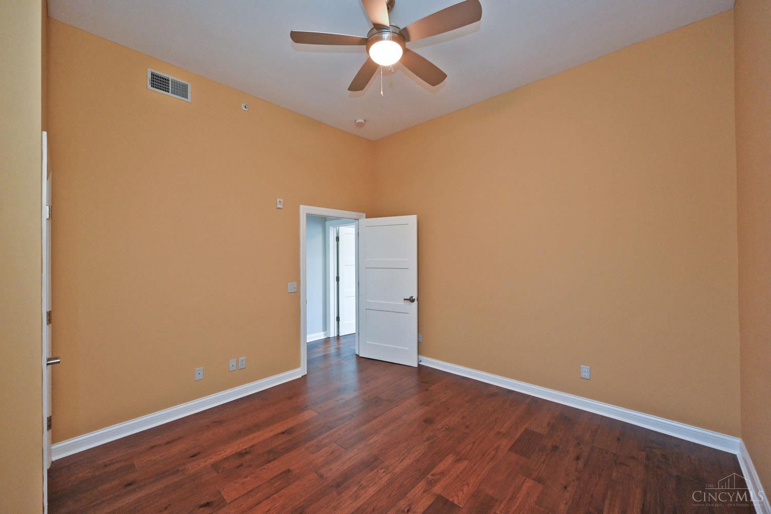 1326 Vine Street #B, Cincinnati, OH, 45202 — photo 31
