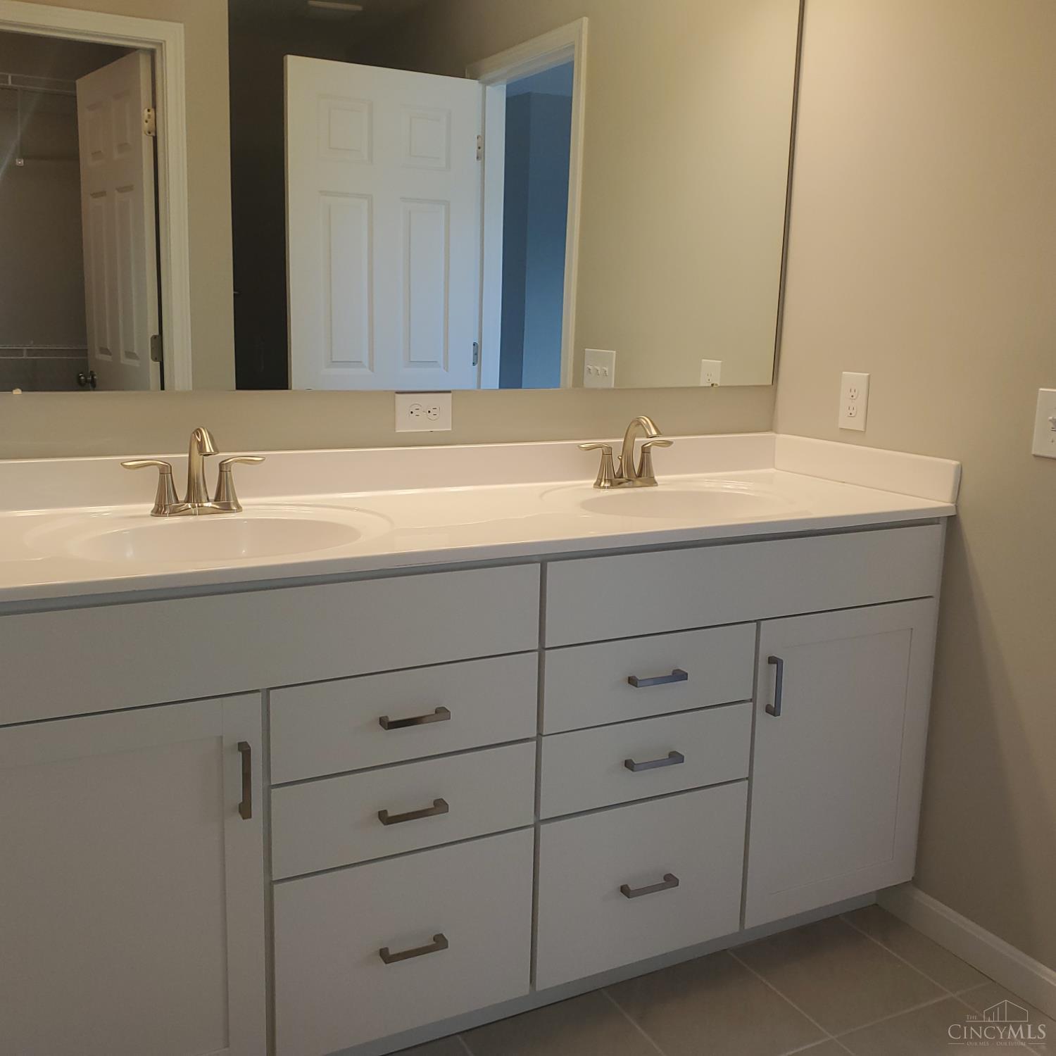4972 Pebble Court, Liberty Twp, OH, 45011 — photo 13