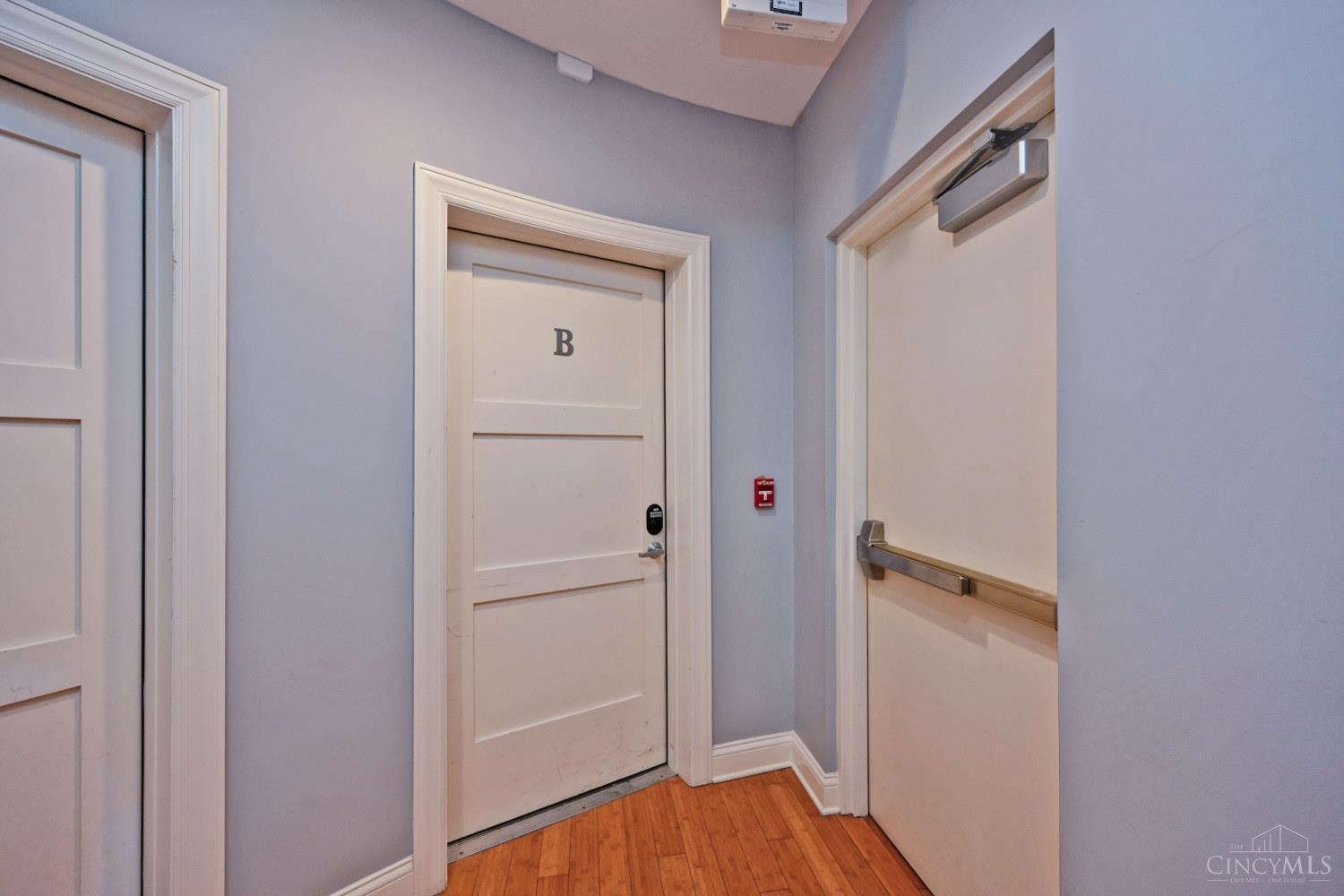 1326 Vine Street #B, Cincinnati, OH, 45202 — photo 9