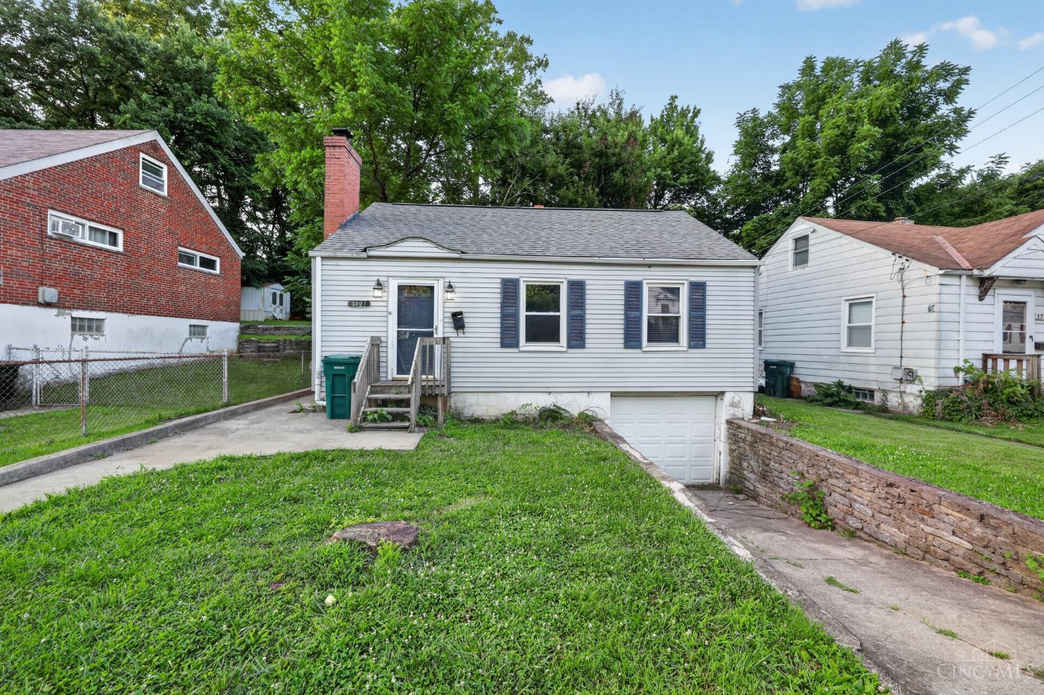 1723 Ashbrook Drive, Cincinnati, OH, 45238