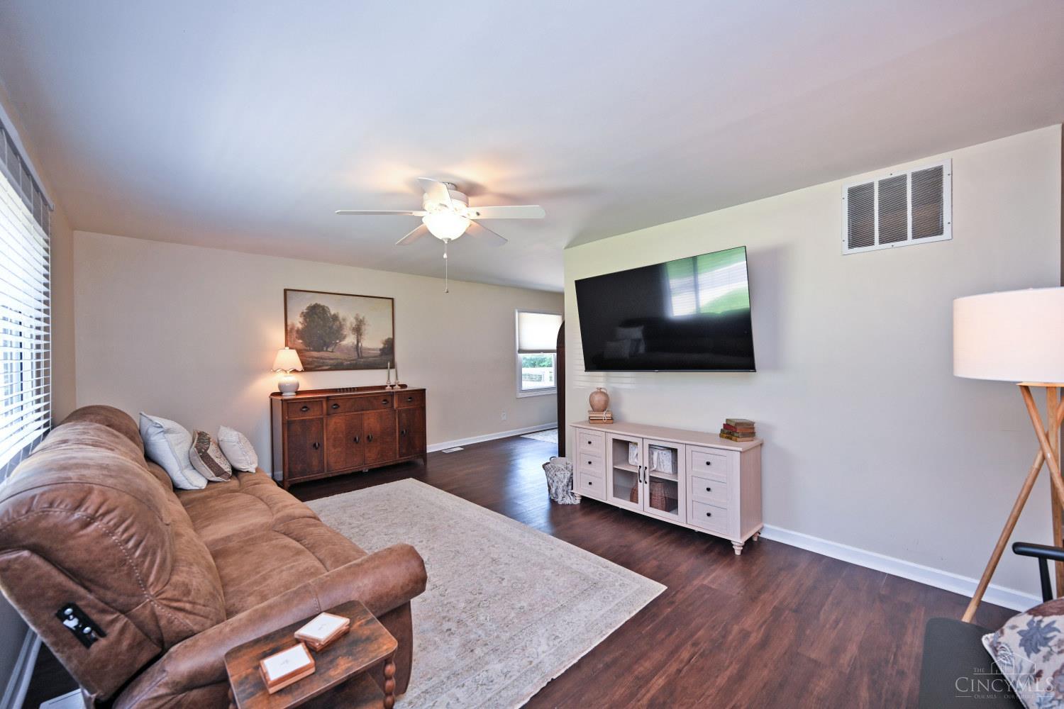 73 Miamiview Drive, Loveland, OH, 45140 — photo 4