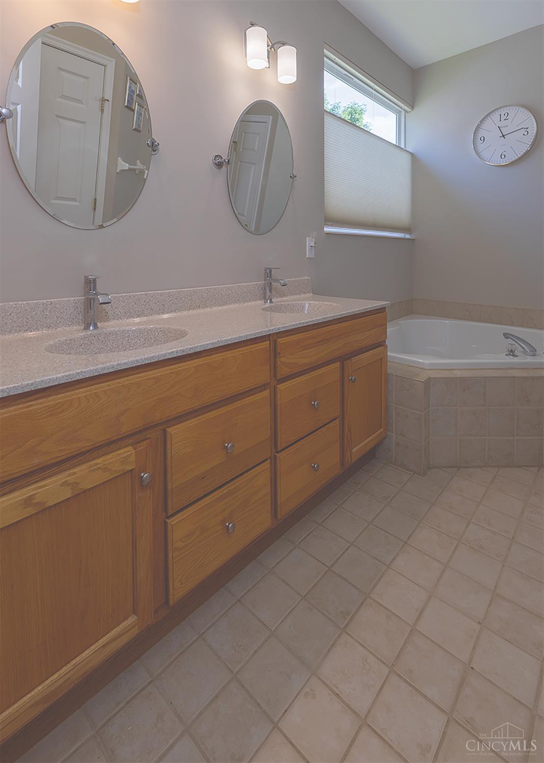 8199 Jeannes Creek Lane, West Chester, OH, 45069 — photo 30