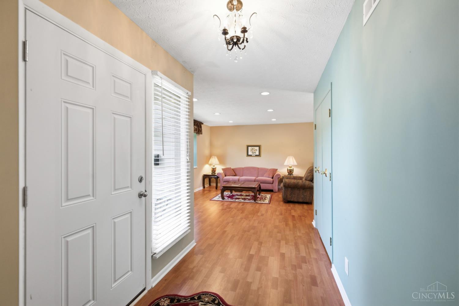 2 Boxwood Court, Springdale, OH, 45246 — photo 5
