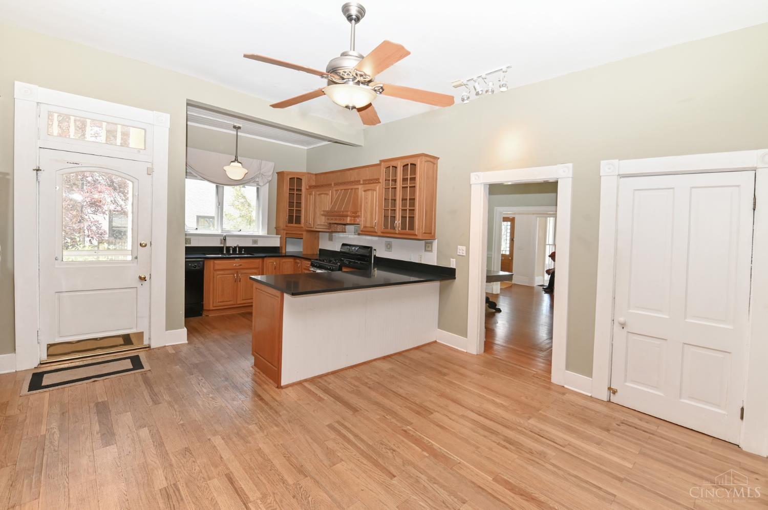 1234 Herschel Avenue, Cincinnati, OH, 45208 — photo 16