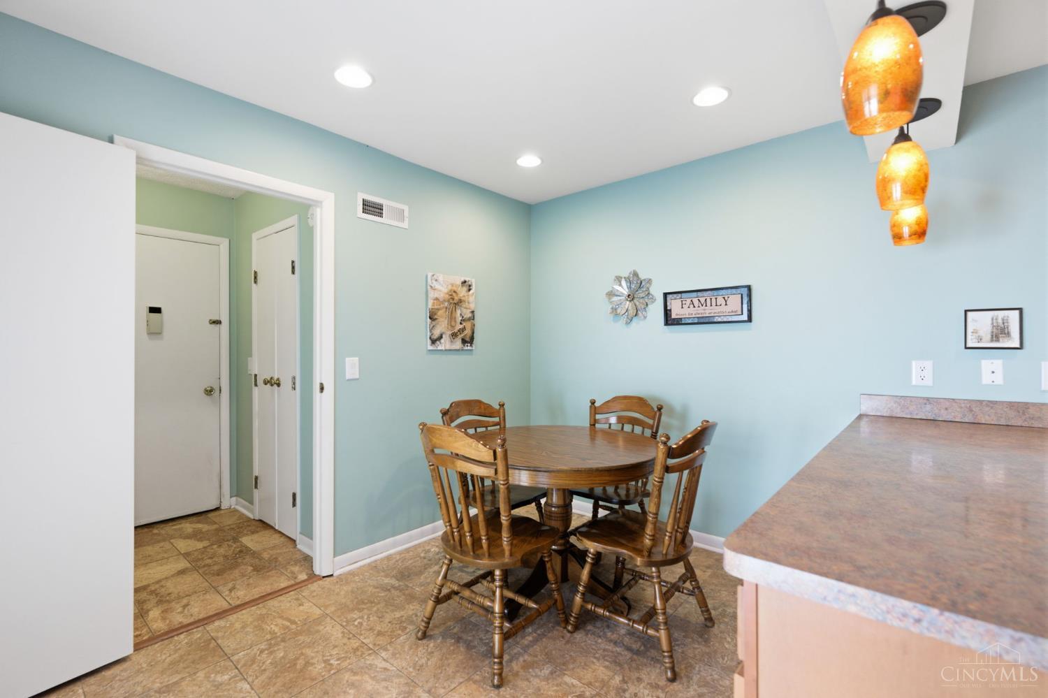 2 Boxwood Court, Springdale, OH, 45246 — photo 20