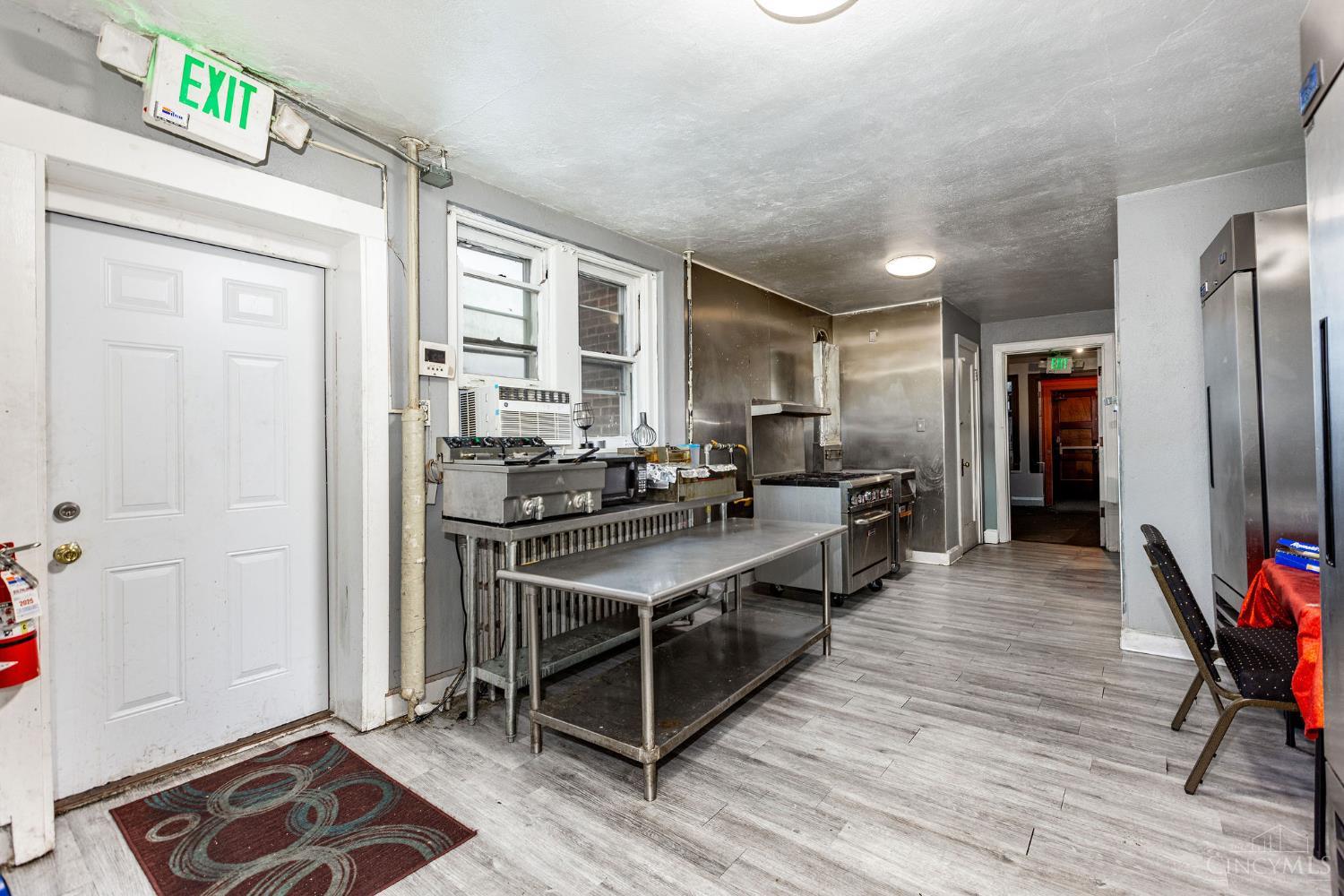 6819 Vine Street, Cincinnati, OH, 45216 — photo 16