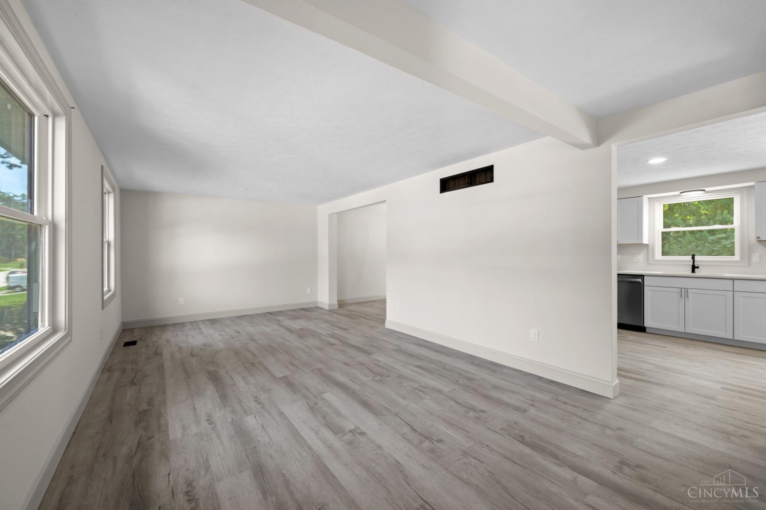 1581 Lemontree Drive, Forest Park, OH, 45240 — photo 5