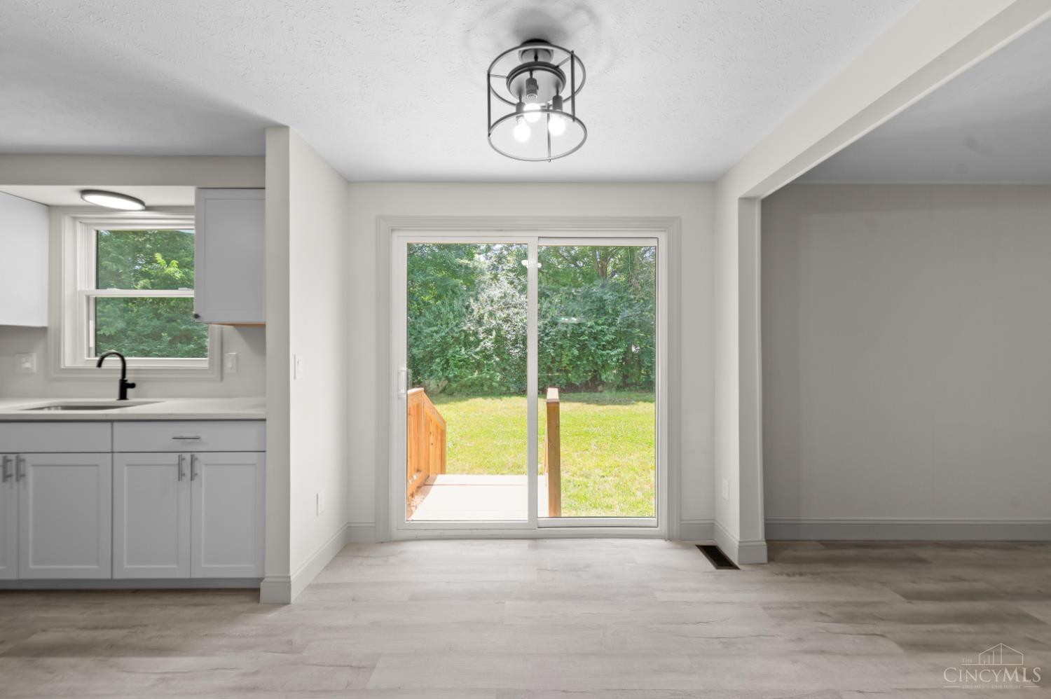 1581 Lemontree Drive, Forest Park, OH, 45240 — photo 12