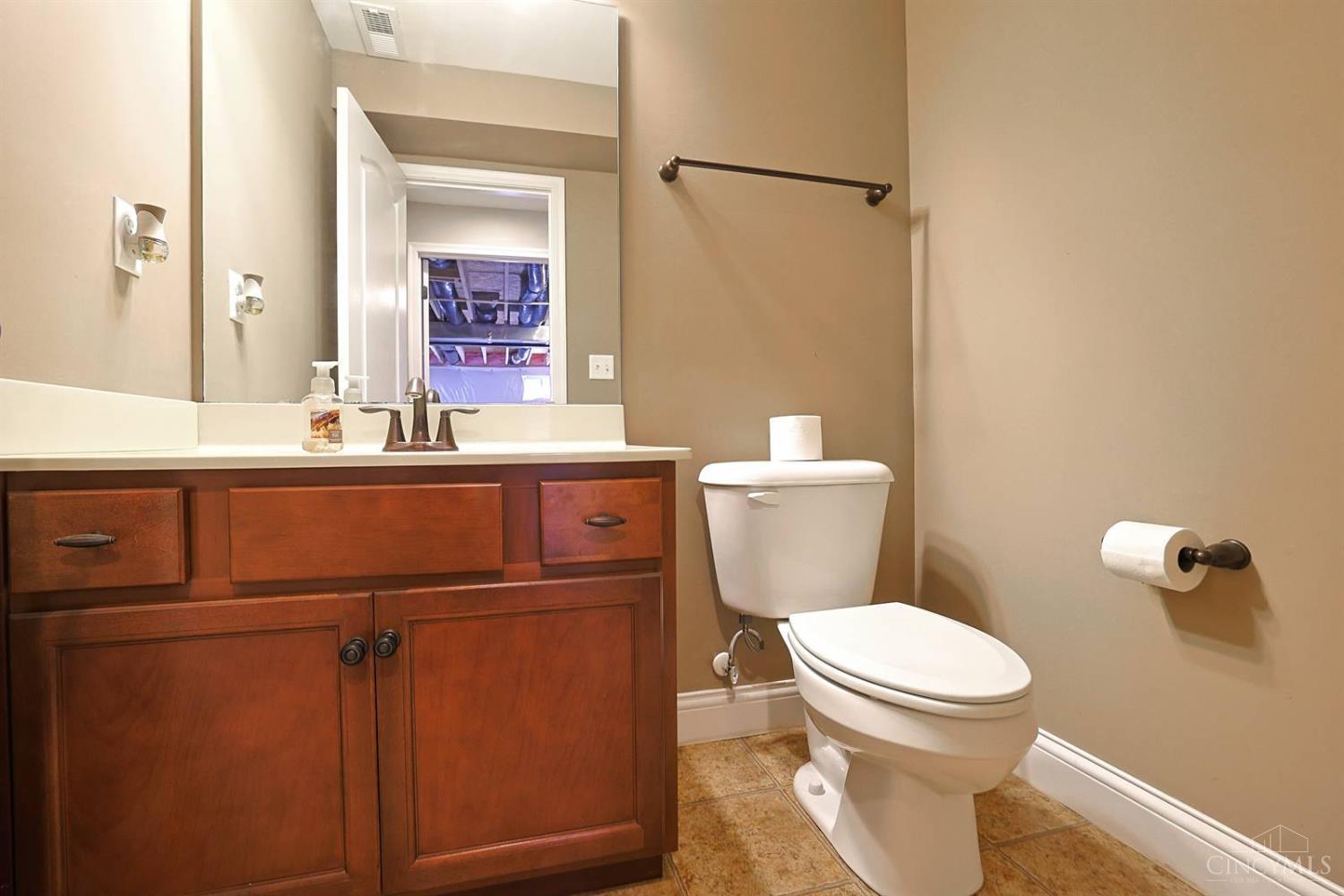 5334 Renaissance Park Drive, Middletown, OH, 45005 — photo 31