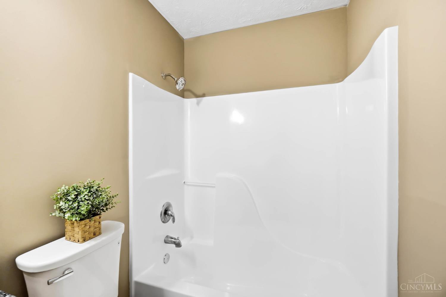 220 Auburn Meadows Court, Carlisle, OH, 45005 — photo 40