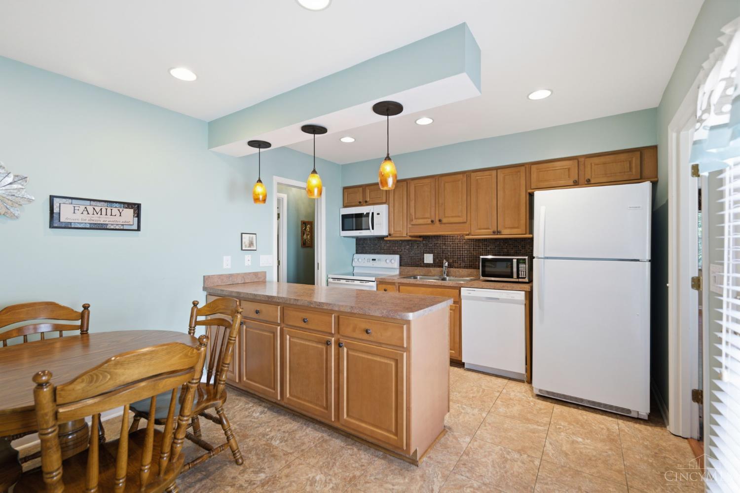 2 Boxwood Court, Springdale, OH, 45246 — photo 23