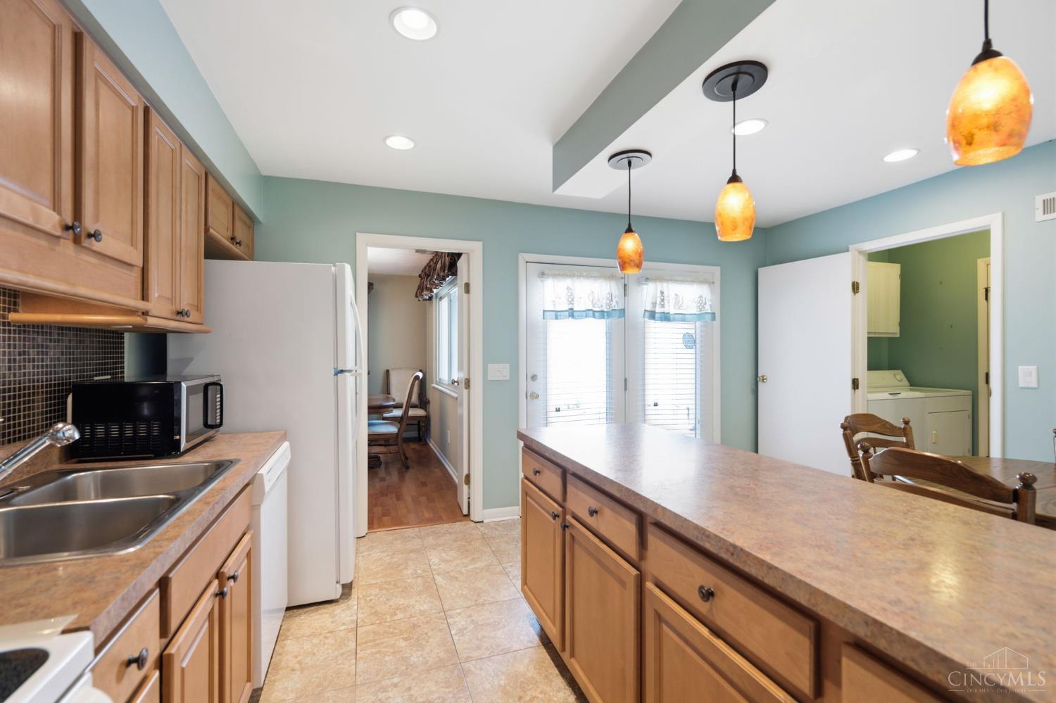 2 Boxwood Court, Springdale, OH, 45246 — photo 16