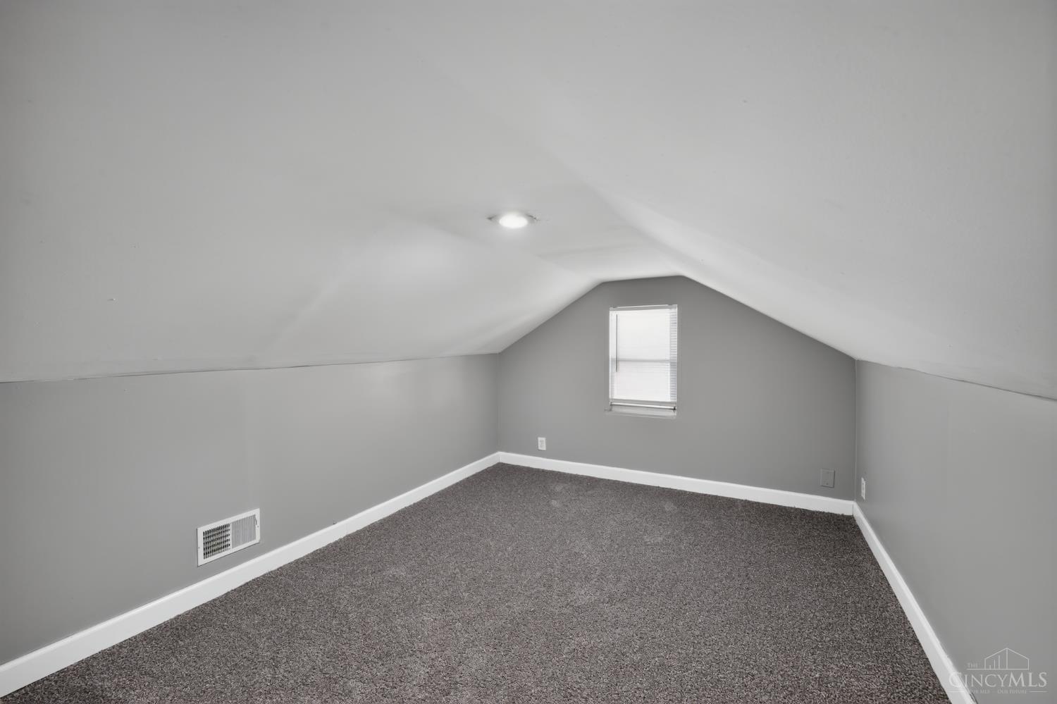 1723 Ashbrook Drive, Cincinnati, OH, 45238 — photo 4