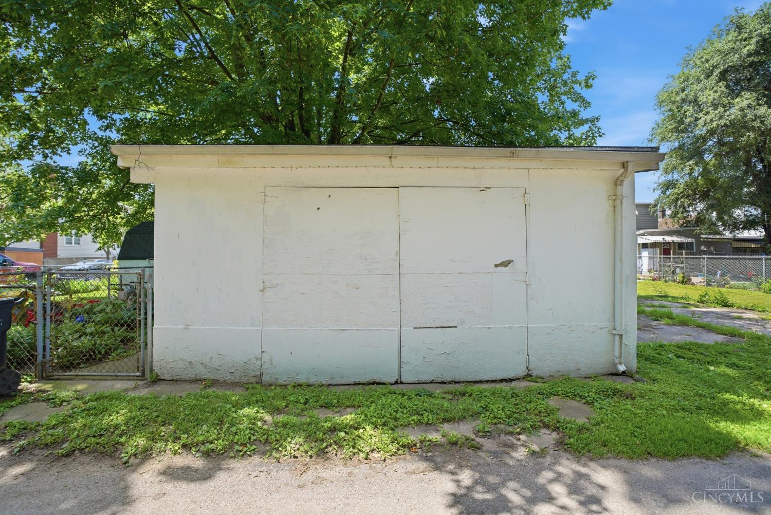 202 Sixty Ninth Street, Cincinnati, OH, 45216 — photo 42