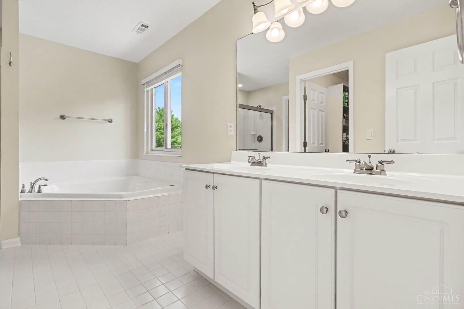 1754 Millbrook Lane, Miami Twp, OH, 45140