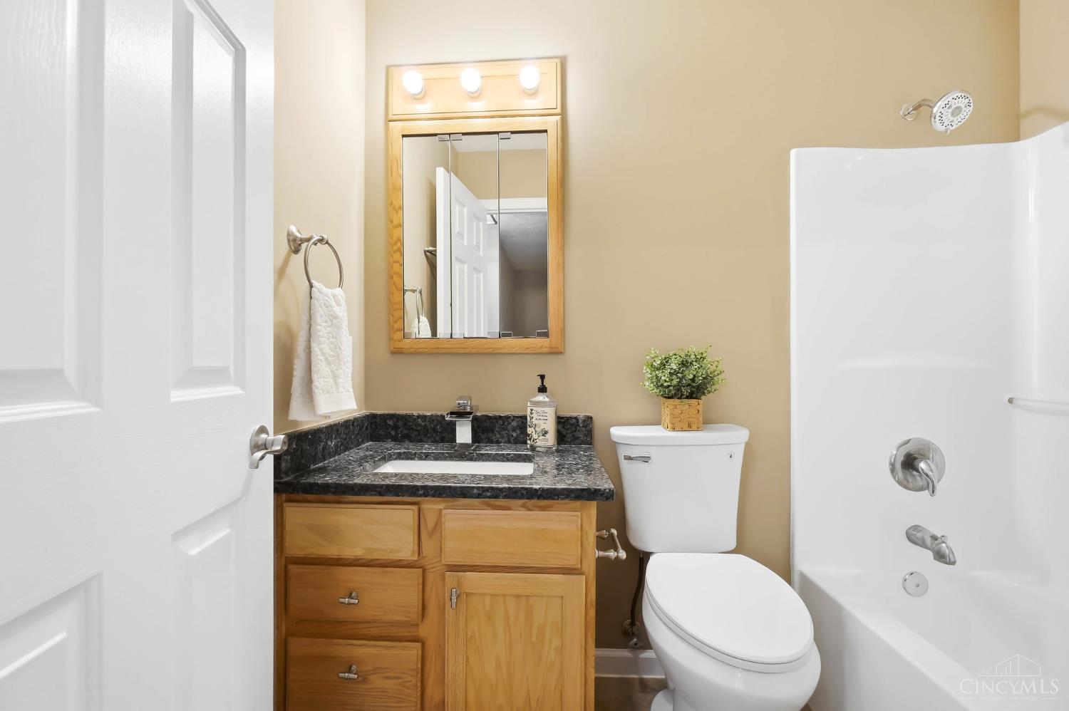 220 Auburn Meadows Court, Carlisle, OH, 45005 — photo 38
