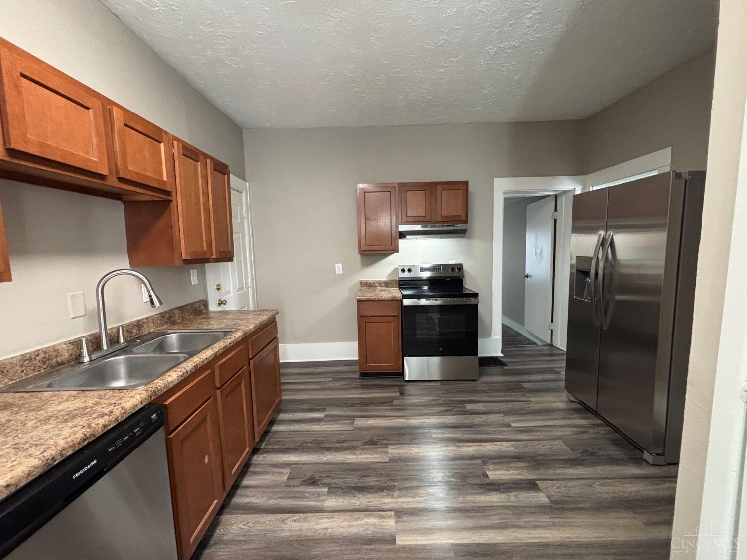 2015 Howard Avenue, Middletown, OH, 45044 — photo 10