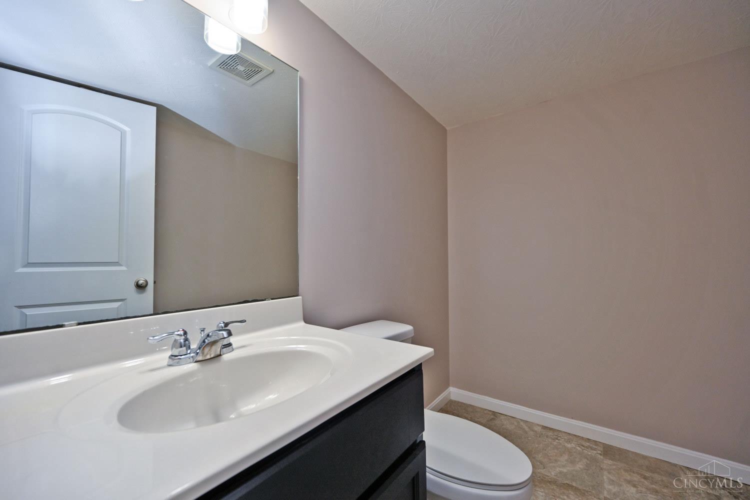 9563 Conservancy Place, West Chester, OH, 45011 — photo 38