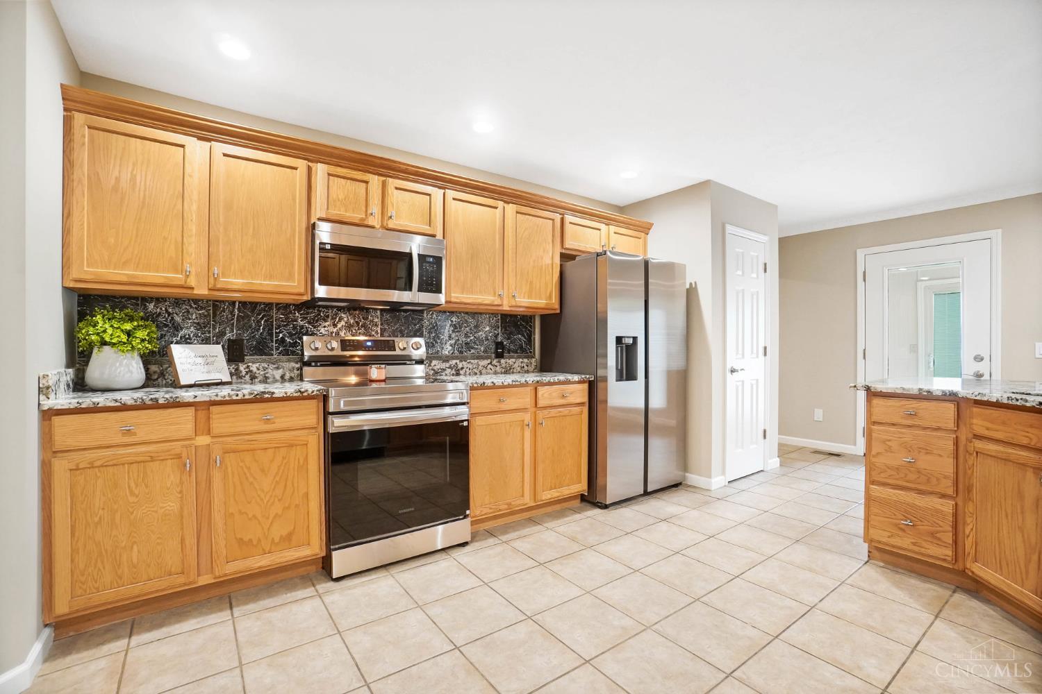 220 Auburn Meadows Court, Carlisle, OH, 45005 — photo 16