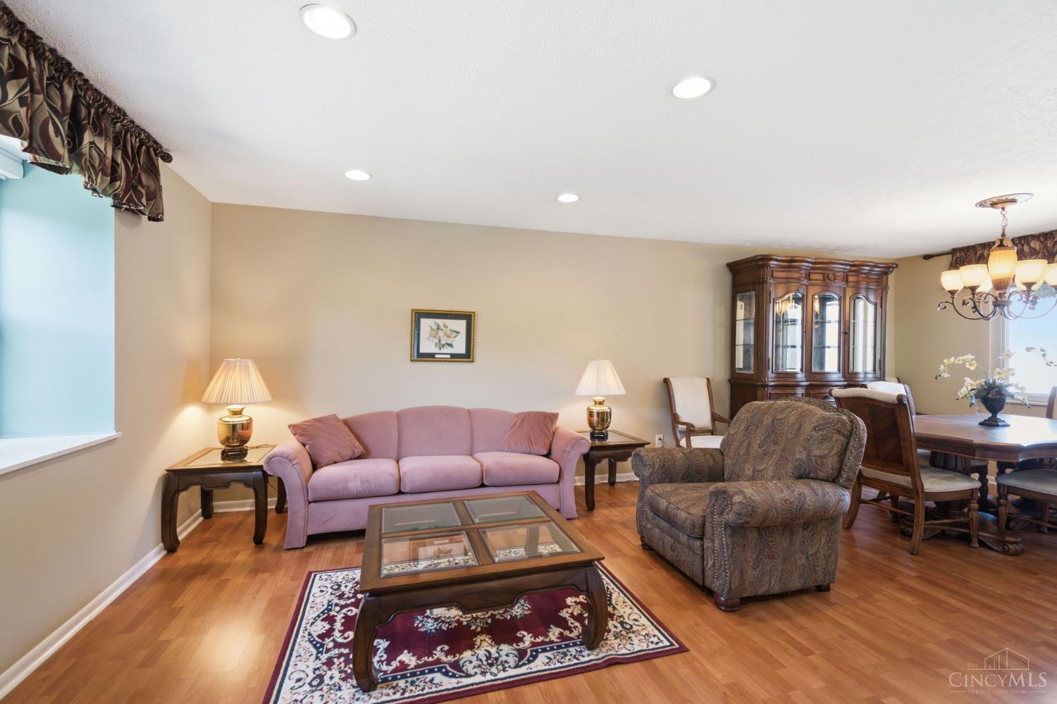 2 Boxwood Court, Springdale, OH, 45246 — photo 6