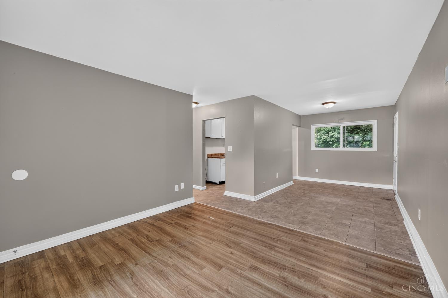 8760 Grenada Drive, Springfield Twp., OH, 45231 — photo 6