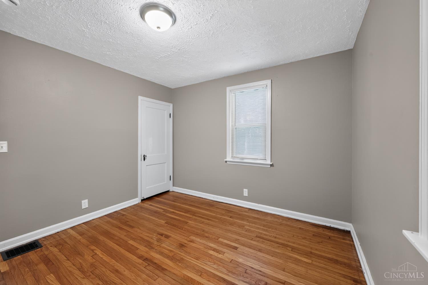 4312 Kugler Mill Road, Sycamore Twp, OH, 45236 — photo 21