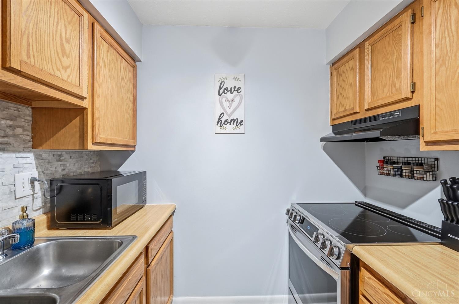2221 Joshua Circle, Turtle Creek Twp, OH, 45044 — photo 12