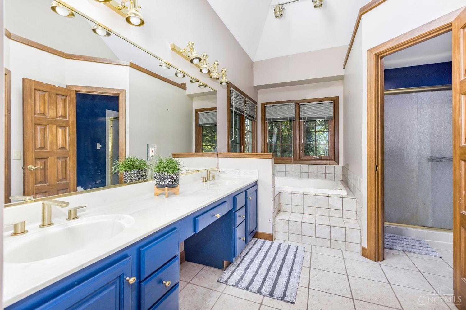 8185 Misty Cove Lane, Deerfield Twp., OH, 45039 — photo 13