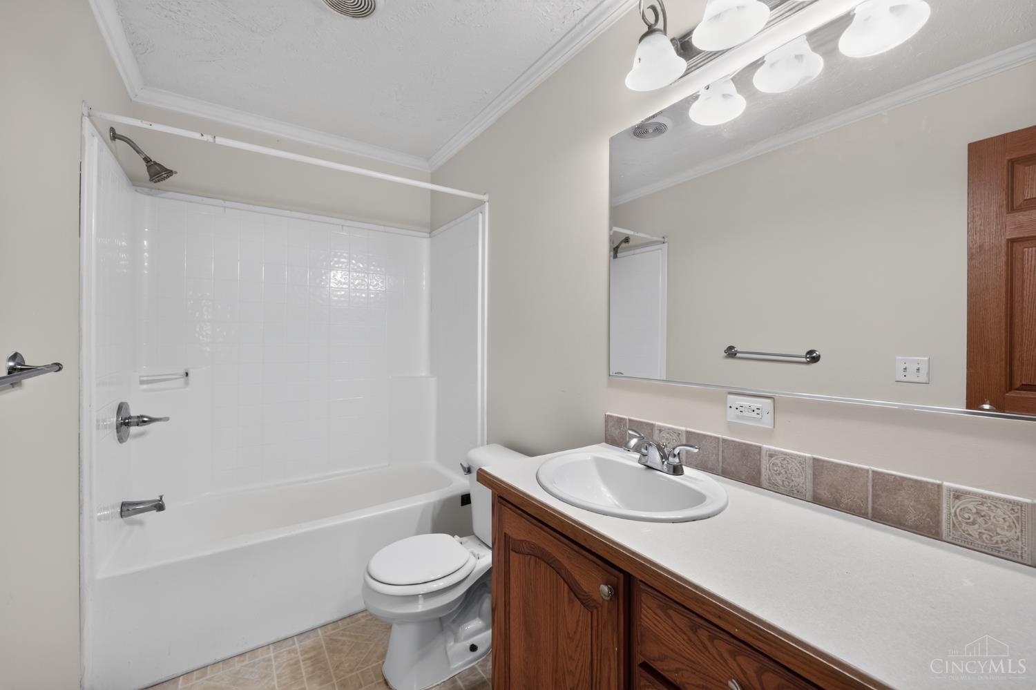 164 Sixty Sixth Street, Cincinnati, OH, 45216 — photo 29