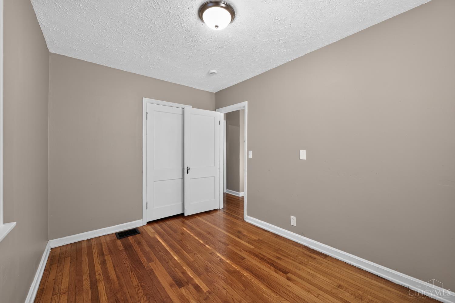 4312 Kugler Mill Road, Sycamore Twp, OH, 45236 — photo 16