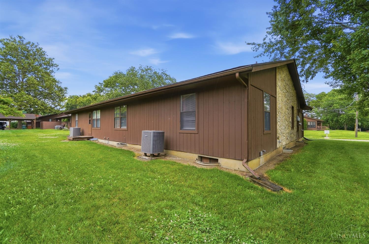 2221 Joshua Circle, Turtle Creek Twp, OH, 45044 — photo 40