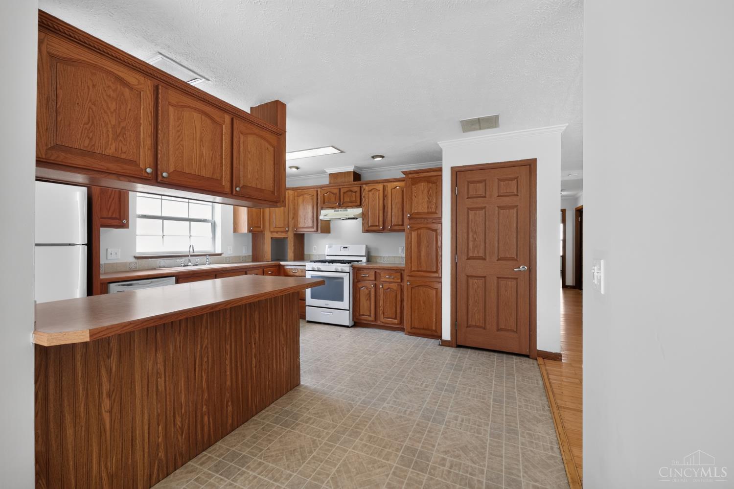 164 Sixty Sixth Street, Cincinnati, OH, 45216 — photo 12