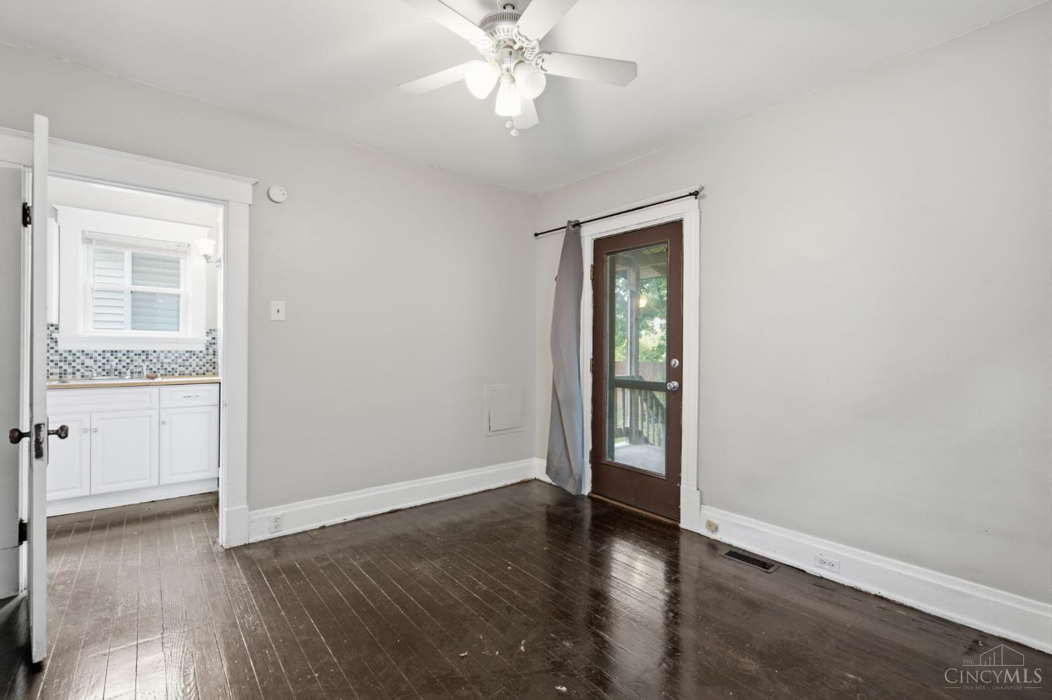 5323 Rolston Avenue, Norwood, OH, 45212 — photo 11