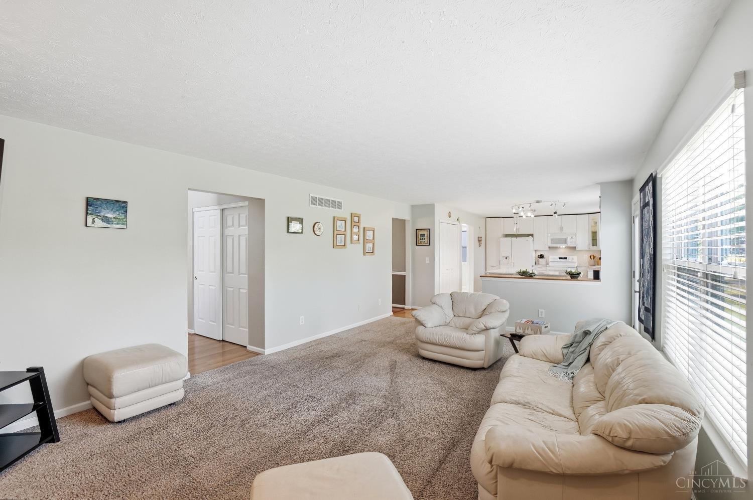 6509 Michele Lane, Liberty Twp, OH, 45044 — photo 12