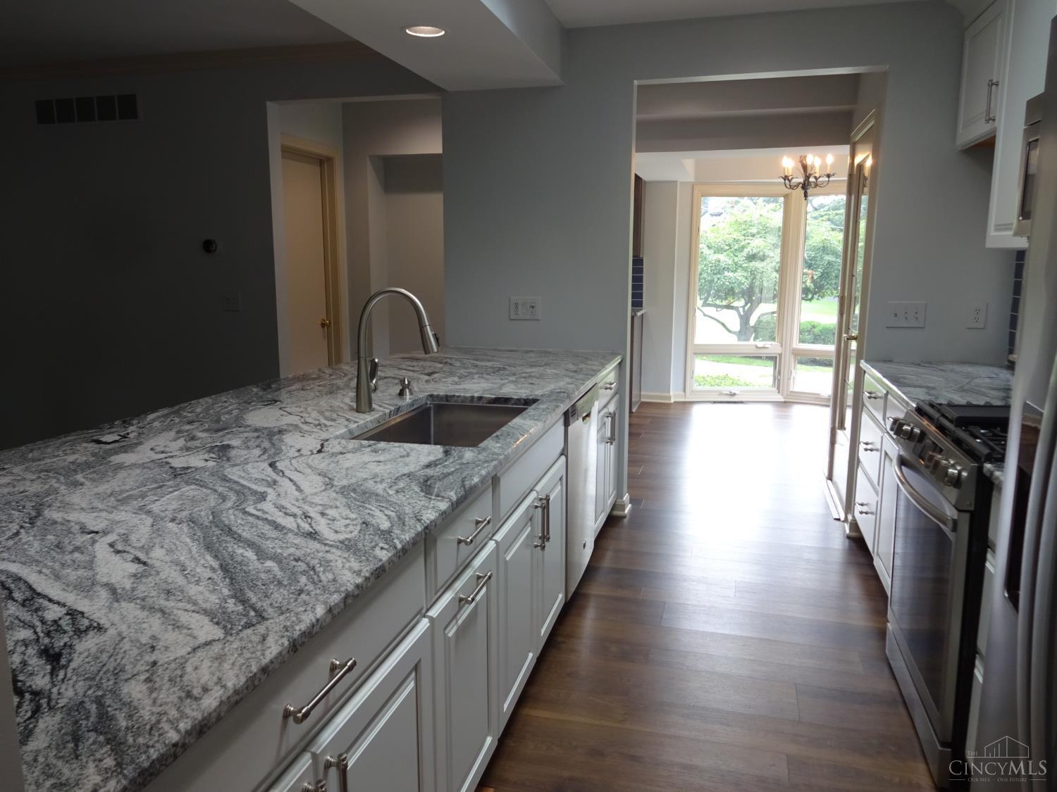 2646 Fair Oaks Lane, Amberley, OH, 45237 — photo 12