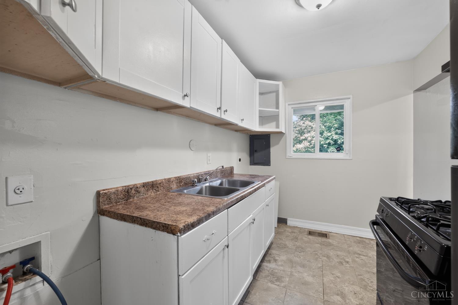 8760 Grenada Drive, Springfield Twp., OH, 45231 — photo 15