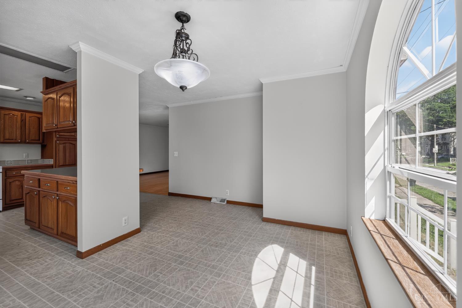 164 Sixty Sixth Street, Cincinnati, OH, 45216 — photo 4