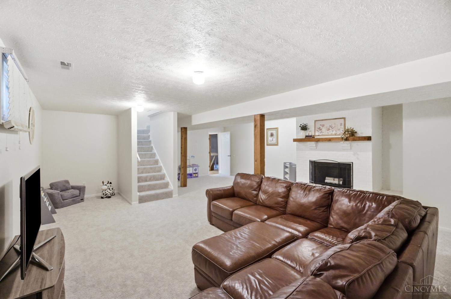2221 Joshua Circle, Turtle Creek Twp, OH, 45044 — photo 26