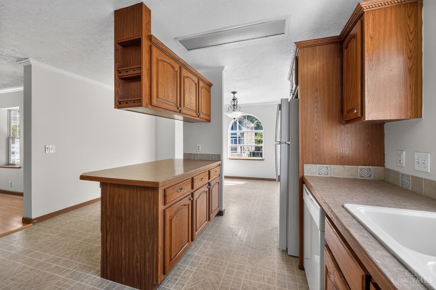 164 Sixty Sixth Street, Cincinnati, OH, 45216 — photo 10