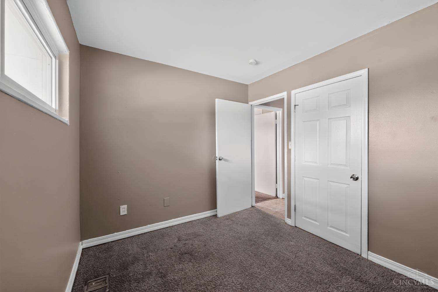 8760 Grenada Drive, Springfield Twp., OH, 45231 — photo 26