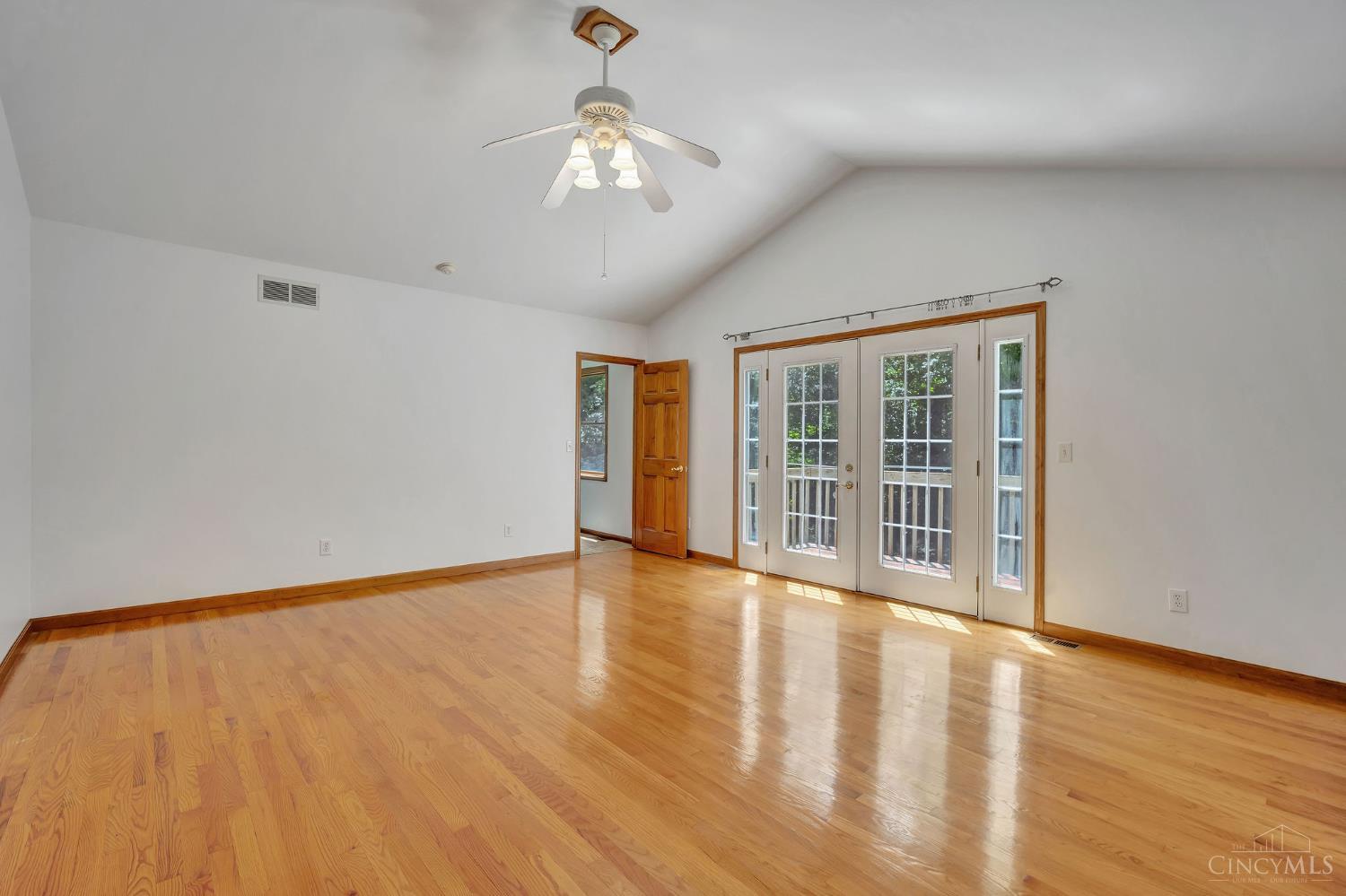 887 Oxford Middletown Road, Milford Twp, OH, 45013 — photo 24