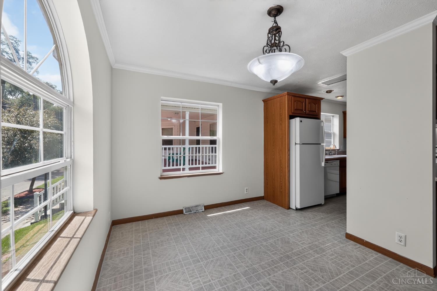 164 Sixty Sixth Street, Cincinnati, OH, 45216 — photo 3