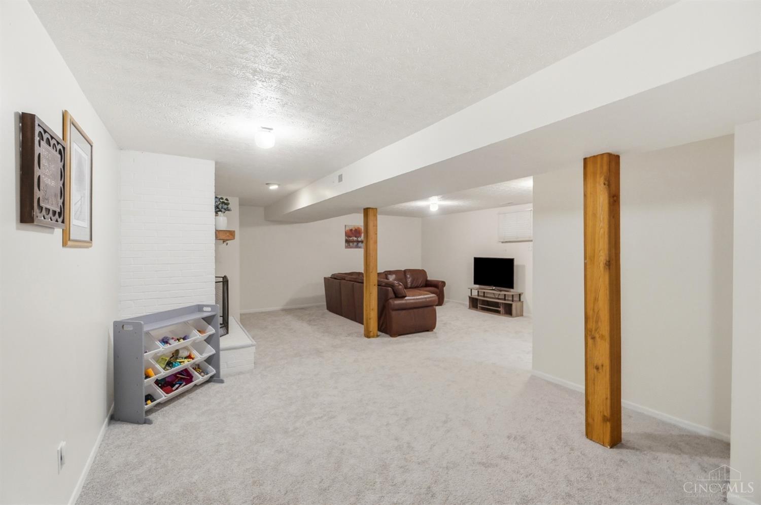 2221 Joshua Circle, Turtle Creek Twp, OH, 45044 — photo 32