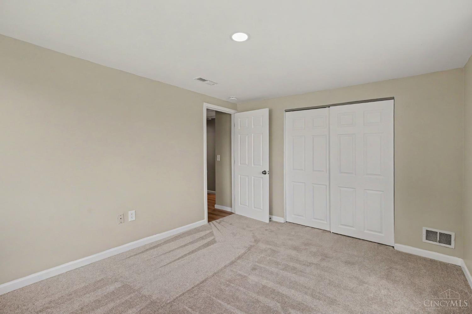 10811 Colerain Avenue, Colerain Twp, OH, 45252 — photo 28