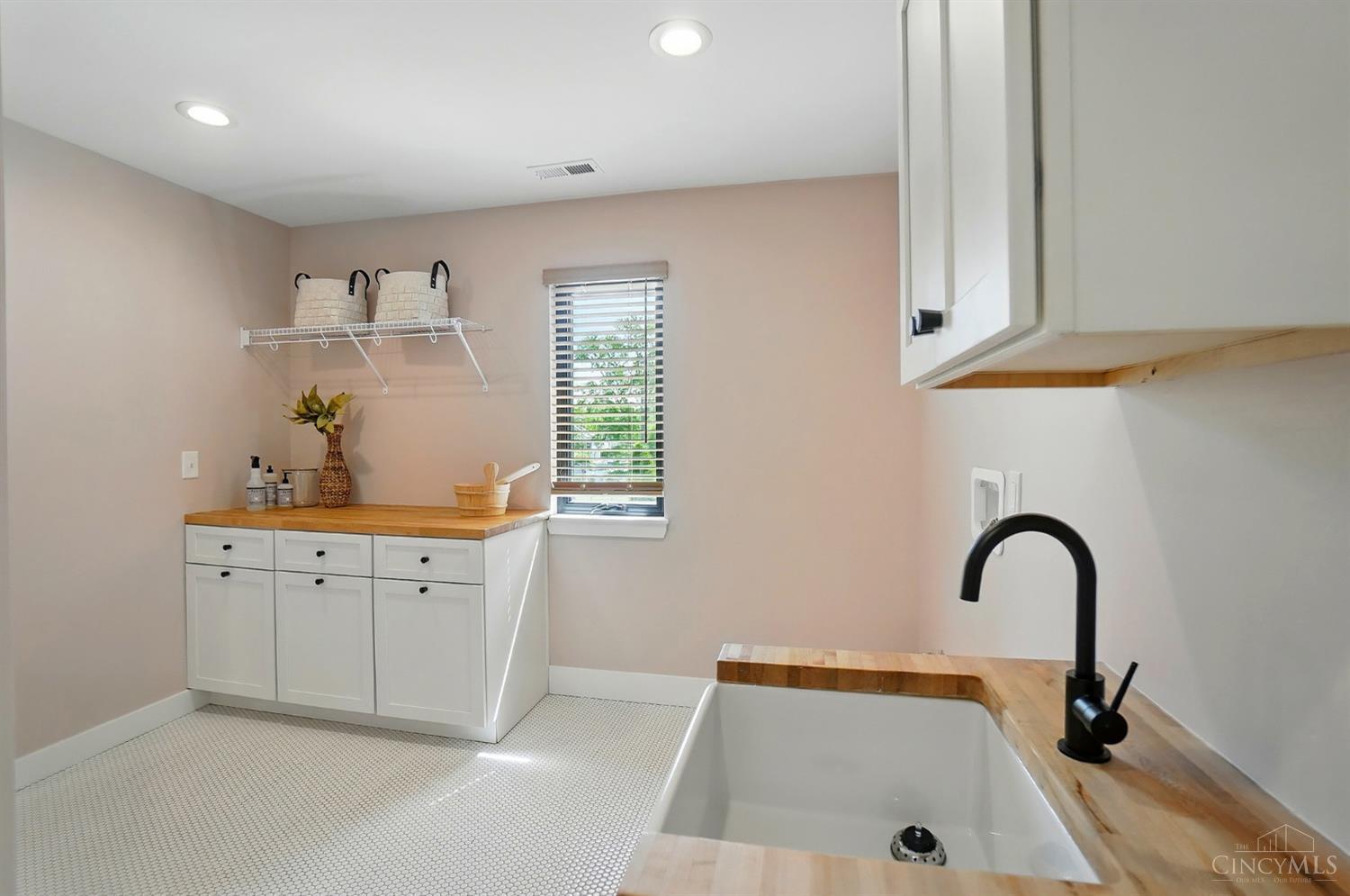4846 Myrtle Avenue, Blue Ash, OH, 45242 — photo 39