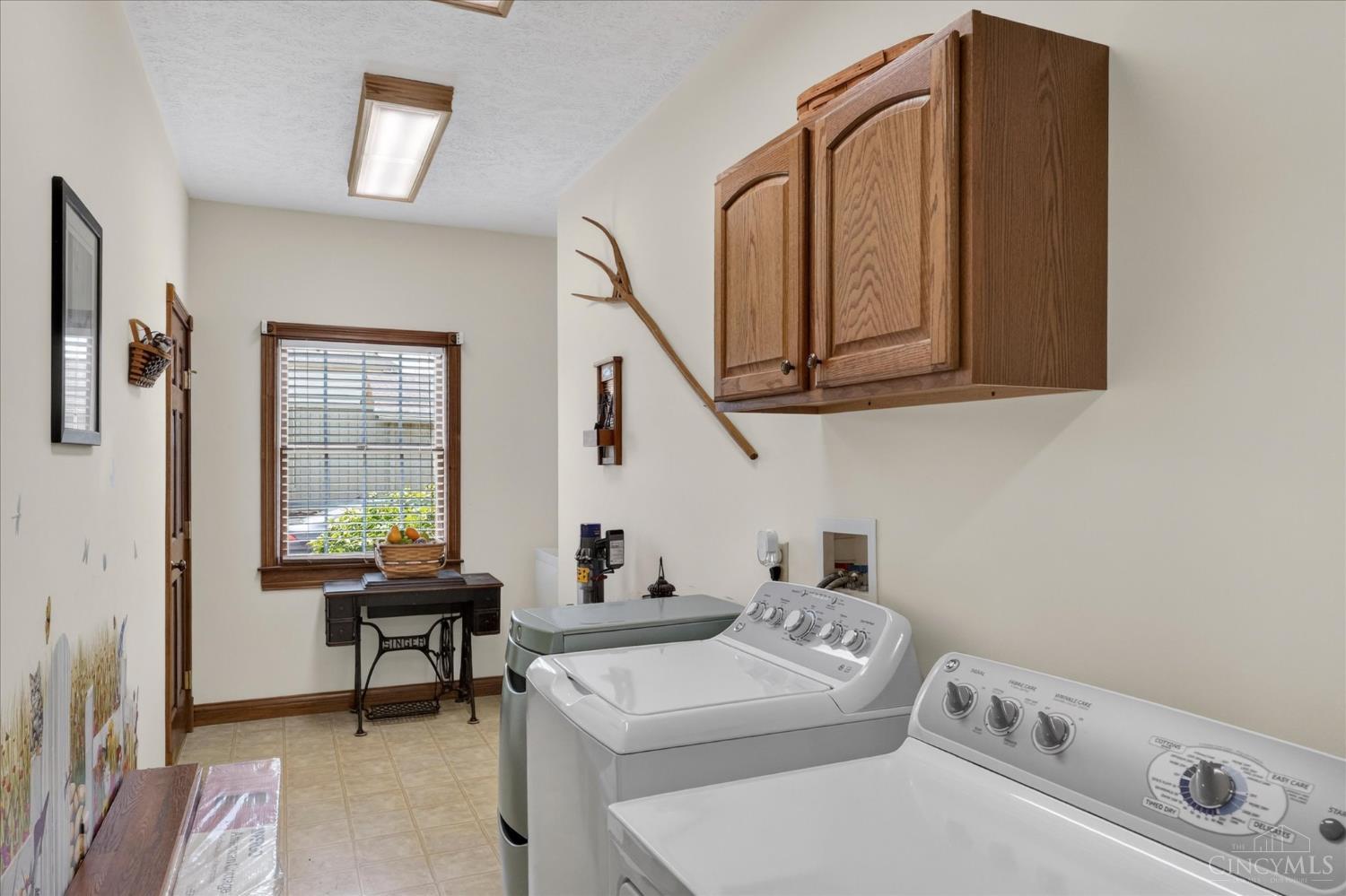 6977 Prouty Drive, Liberty Twp, OH, 45133 — photo 36