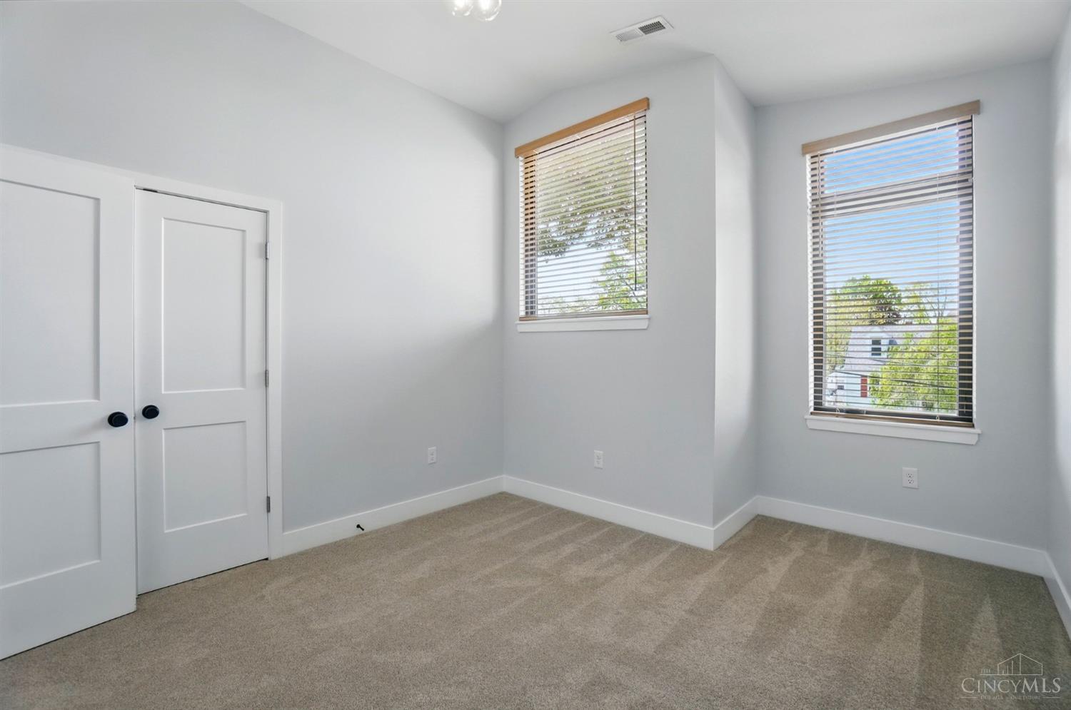 4846 Myrtle Avenue, Blue Ash, OH, 45242 — photo 35