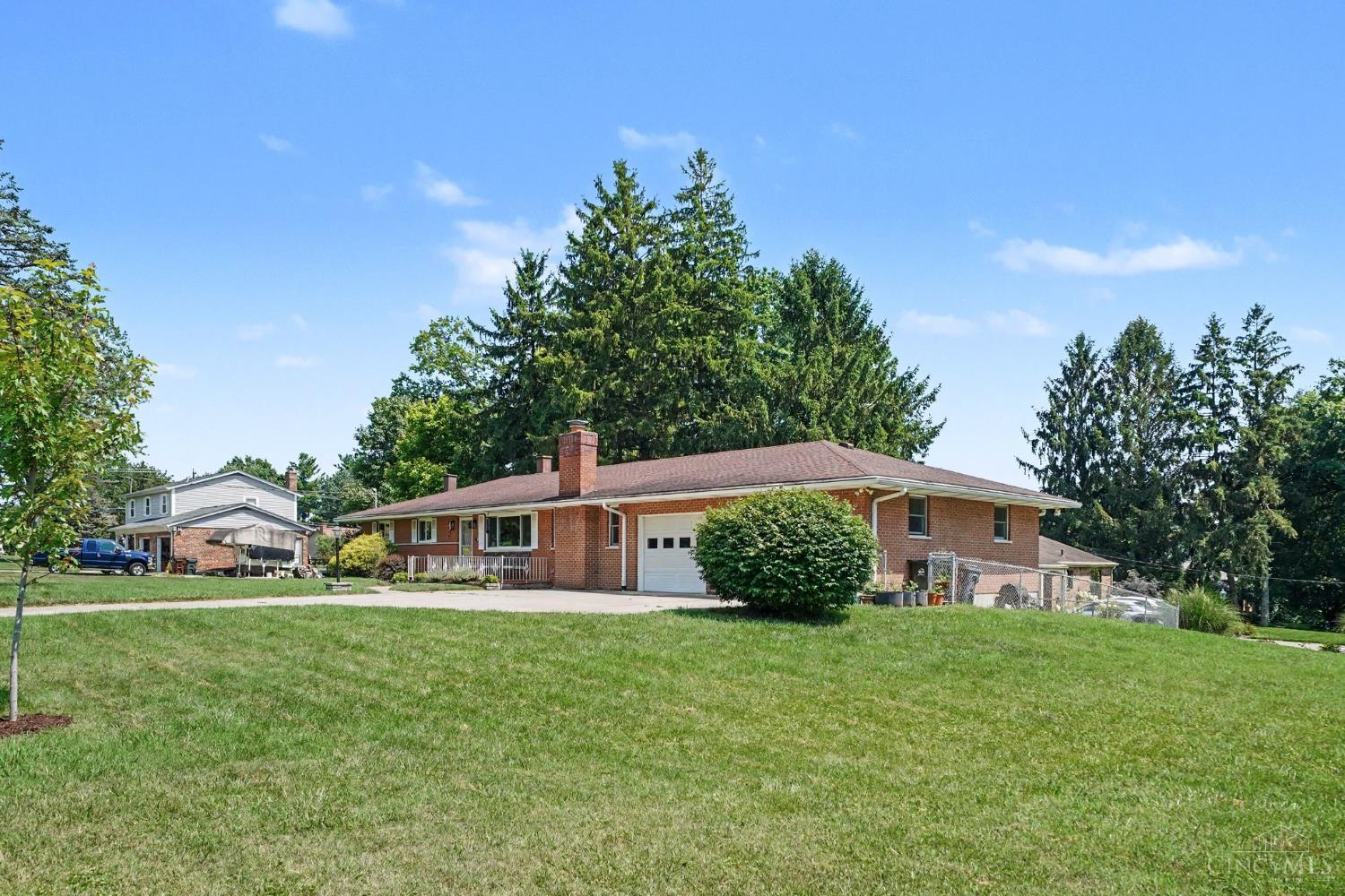 Photo 3 of Single family home for sale at 6417 Mapleton Ave, Cincinnati, OH 45233 | MLS# 1885556 | Listing updated on 2026-09-15