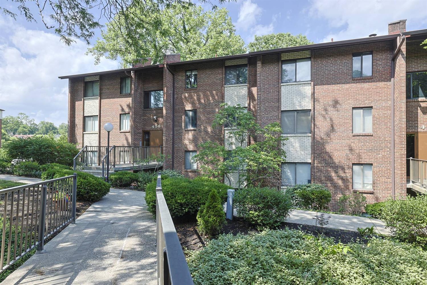 458 Grand Avenue #1, Cincinnati, OH, 45205 — photo 2